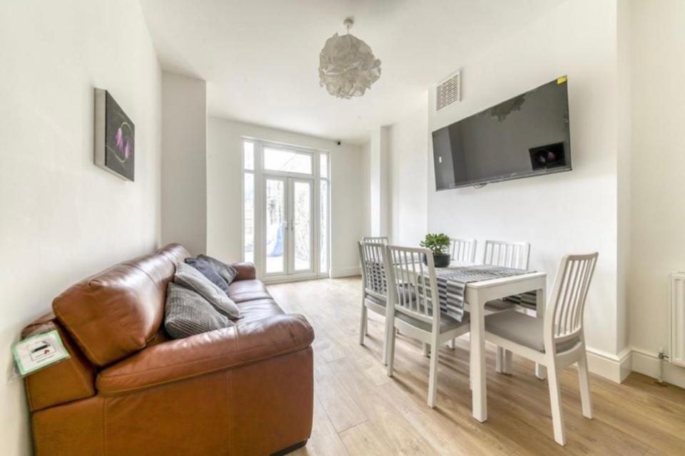 A Beautiful Newly Renovated Home: The Arlingford Londra Exterior foto