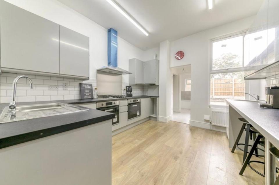 A Beautiful Newly Renovated Home: The Arlingford Londra Exterior foto